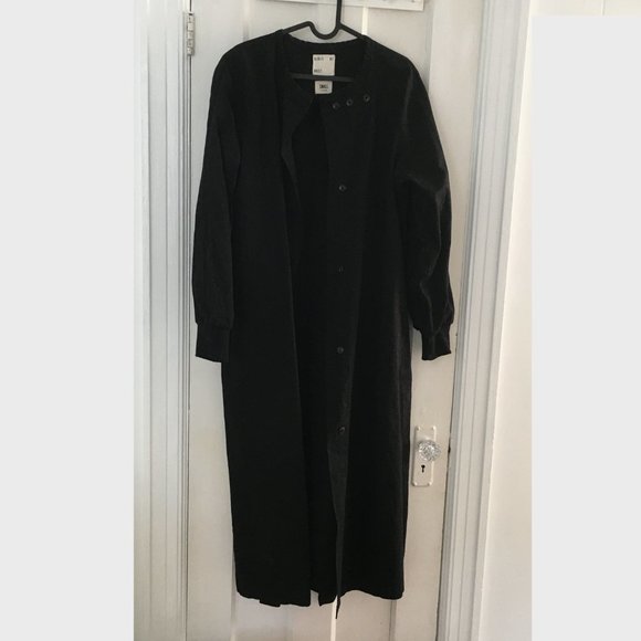 Girls of Dust Trenchcoat/Dress in Black - Picture 5 of 6